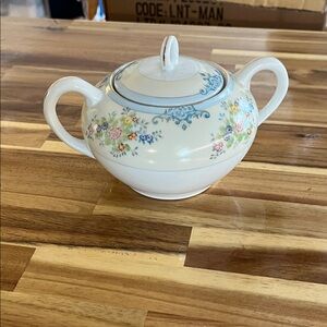 Homer Laughlin Floral Sugar Bowl with Lid - White and Blue Gold Castle Nautilus